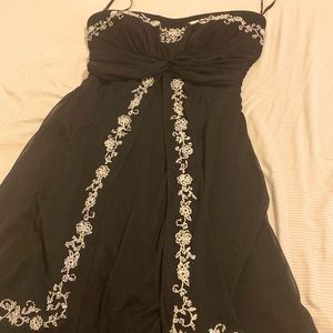 Medium 2000’s dress